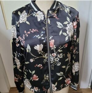 Divided Size 4 Womens Bomber Style Jacket